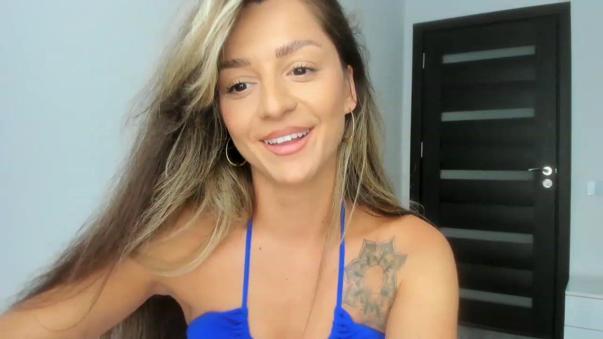 Gallery image thumbnail from Eve___'s myfreecams stream on, 07/04/2023, 16:41 image 6 of 20