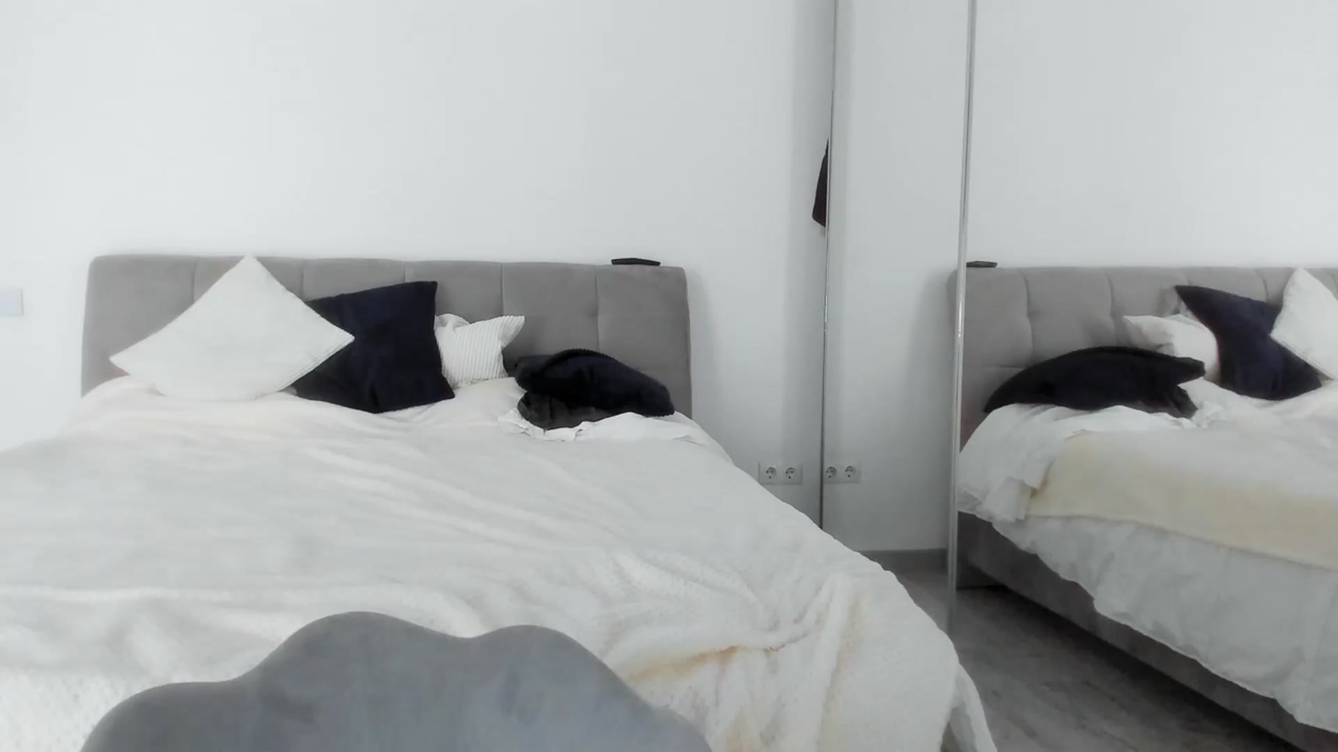 Gallery image thumbnail from Eve___'s myfreecams stream on, 07/07/2023, 15:09 image 20 of 20