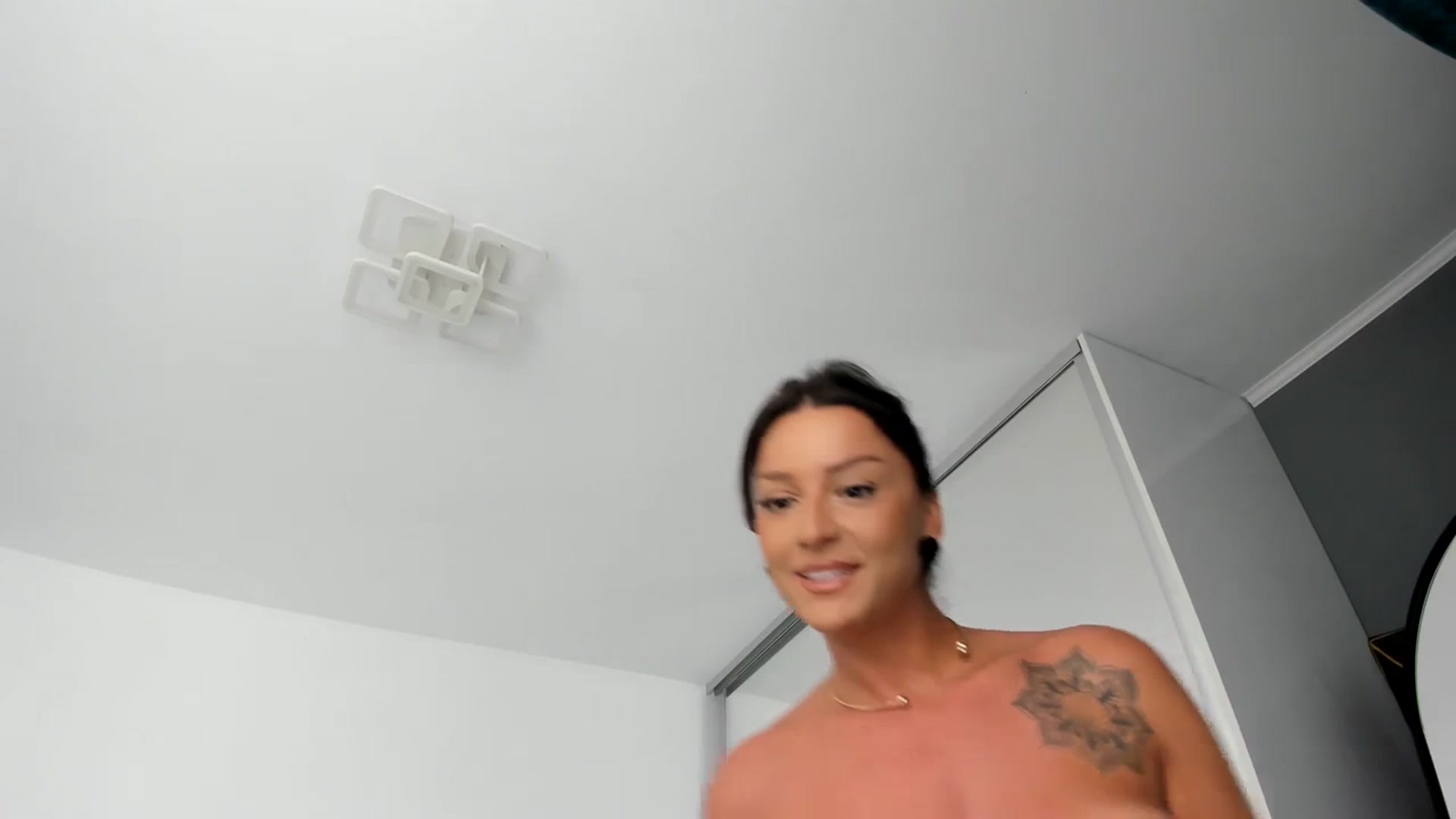 Gallery image thumbnail from Eve___'s myfreecams stream on, 08/27/2023, 13:07 image 15 of 20