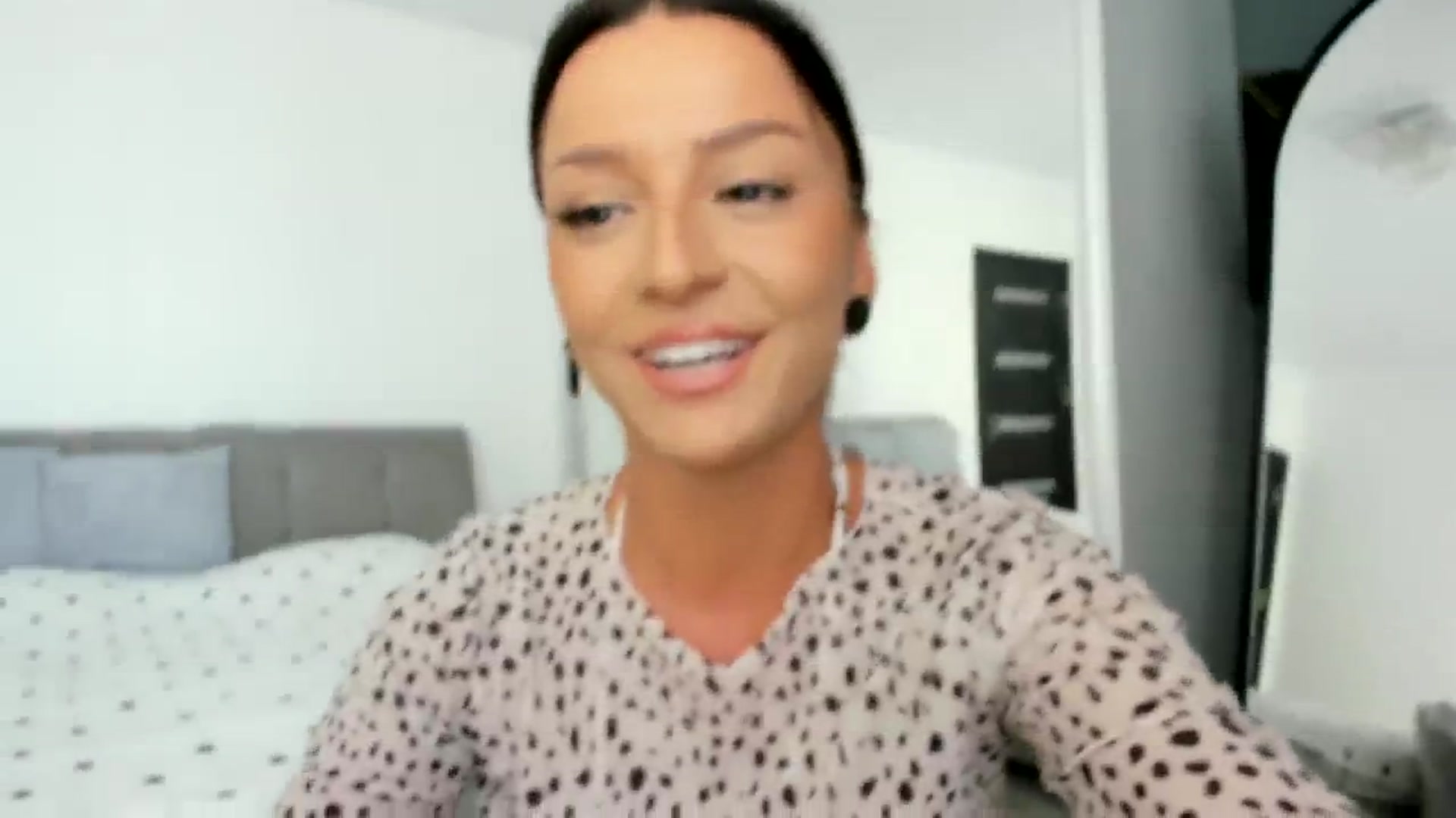 Gallery image thumbnail from Eve___'s myfreecams stream on, 08/27/2023, 14:05 image 2 of 20