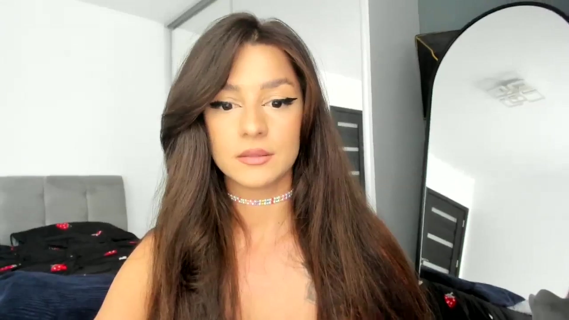 Gallery image thumbnail from Eve___'s myfreecams stream on, 09/15/2023, 14:25 image 19 of 20