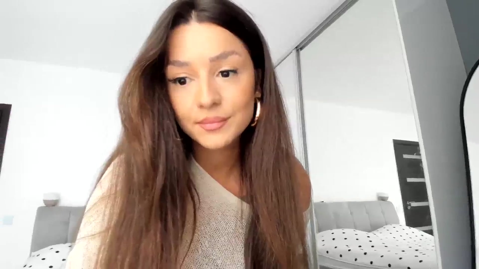 Gallery image thumbnail from Eve___'s myfreecams stream on, 10/07/2023, 14:17 image 9 of 20