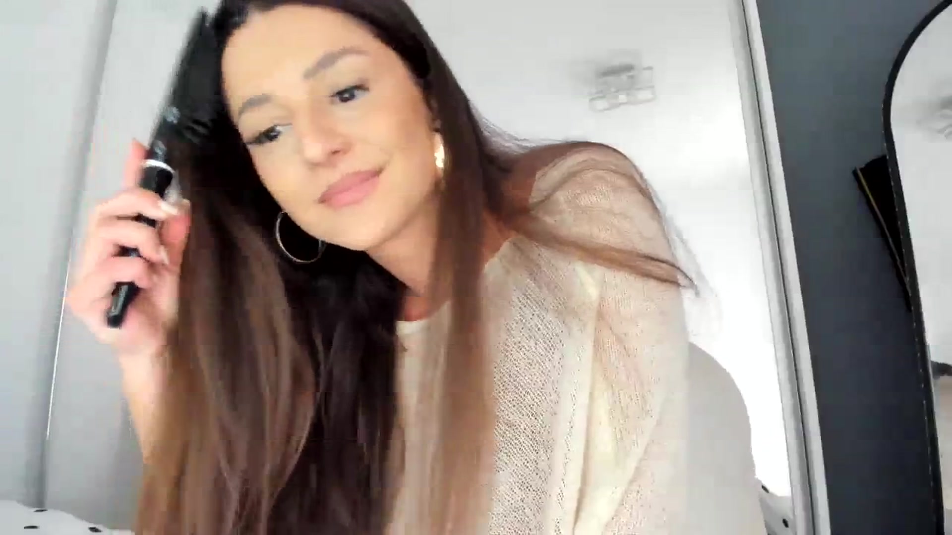 Gallery image thumbnail from Eve___'s myfreecams stream on, 10/07/2023, 15:23 image 20 of 20