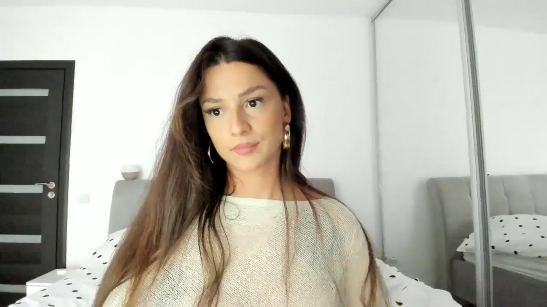 Gallery image thumbnail from Eve___'s myfreecams stream on, 10/07/2023, 15:48 image 10 of 20
