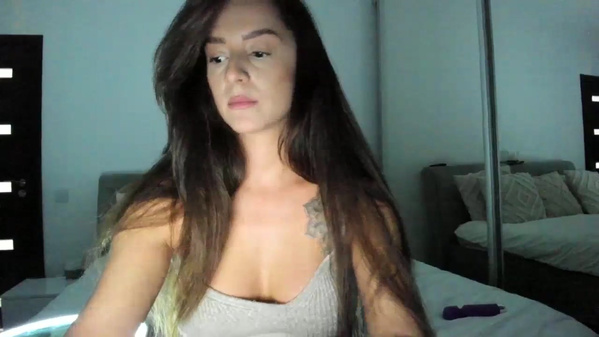 Gallery image thumbnail from Eve___'s myfreecams stream on, 10/16/2023, 16:42 image 9 of 20