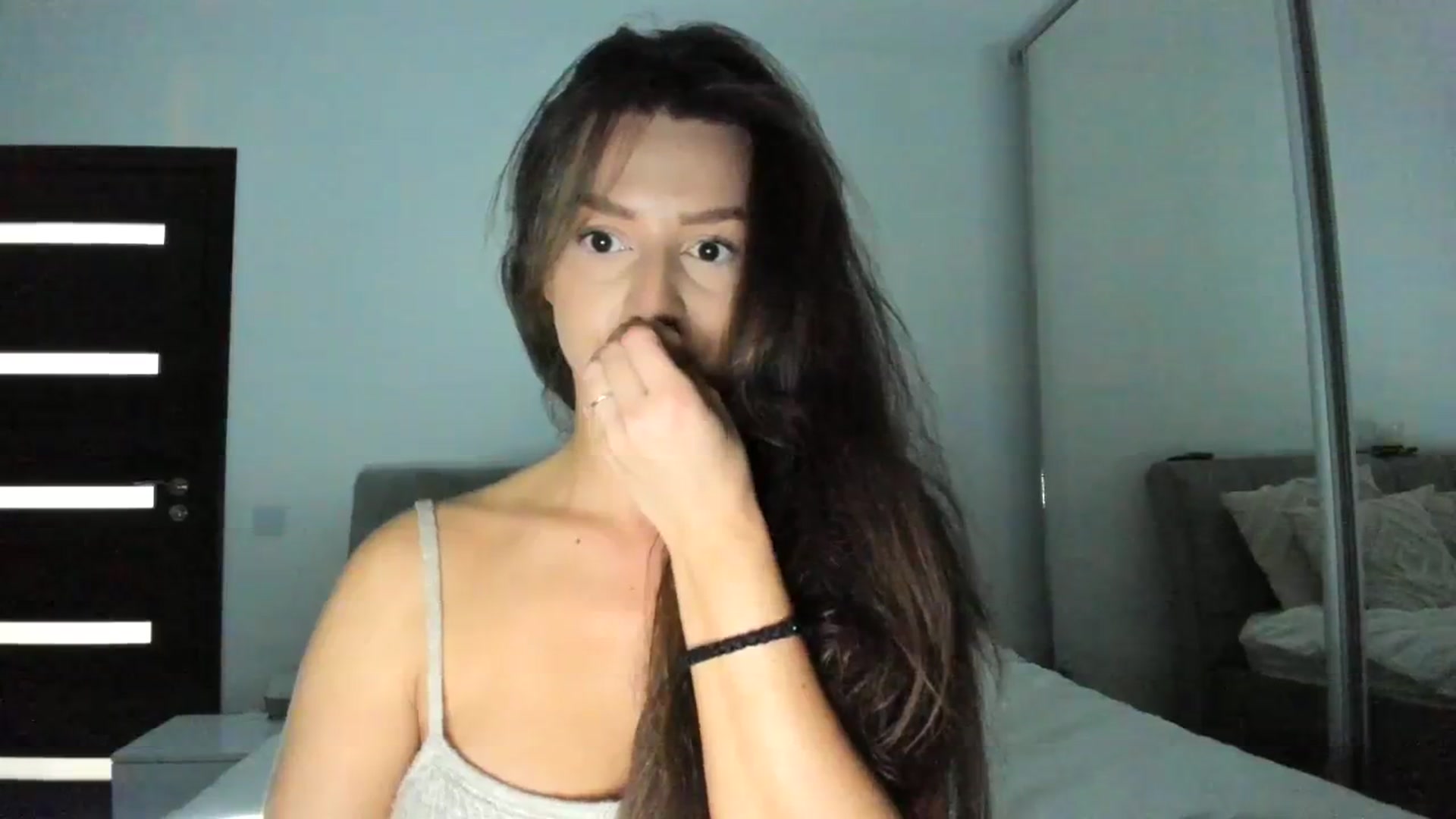 Gallery image thumbnail from Eve___'s myfreecams stream on, 10/16/2023, 16:42 image 17 of 20