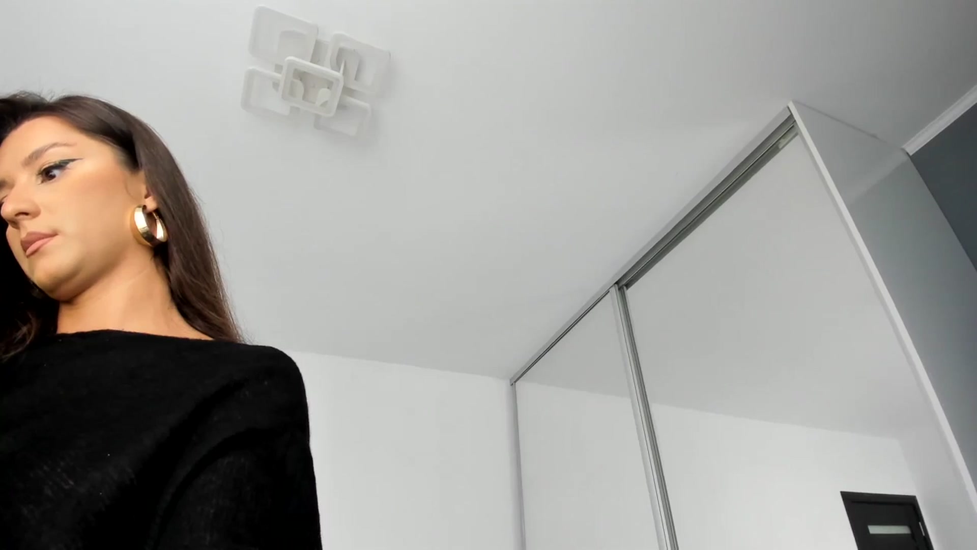 Gallery image thumbnail from Eve___'s myfreecams stream on, 10/17/2023, 12:58 image 17 of 20