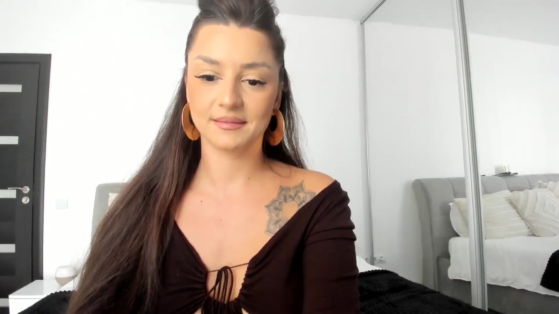 Gallery image thumbnail from Eve___'s myfreecams stream on, 10/29/2023, 13:45 image 2 of 20