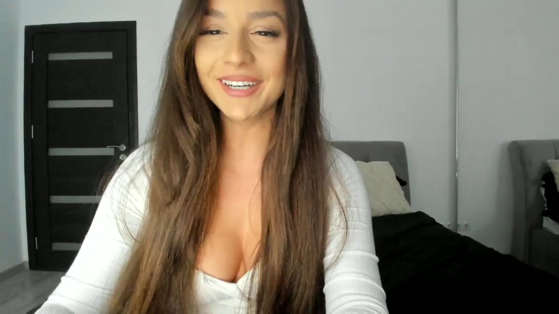 Gallery image thumbnail from Eve___'s myfreecams stream on, 11/03/2023, 15:35 image 3 of 20