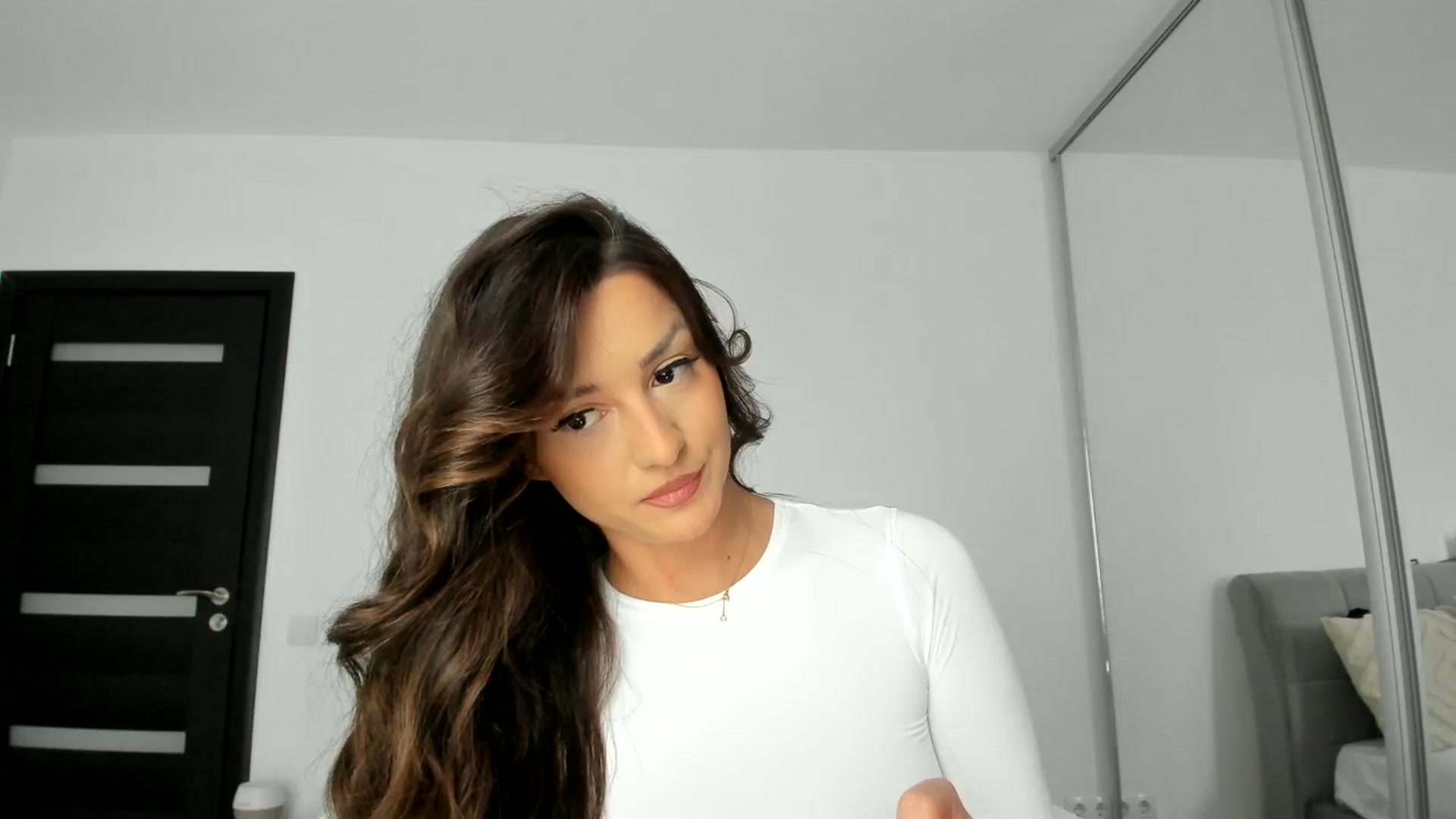 Gallery image thumbnail from Eve___'s myfreecams stream on, 11/08/2023, 14:06 image 13 of 20
