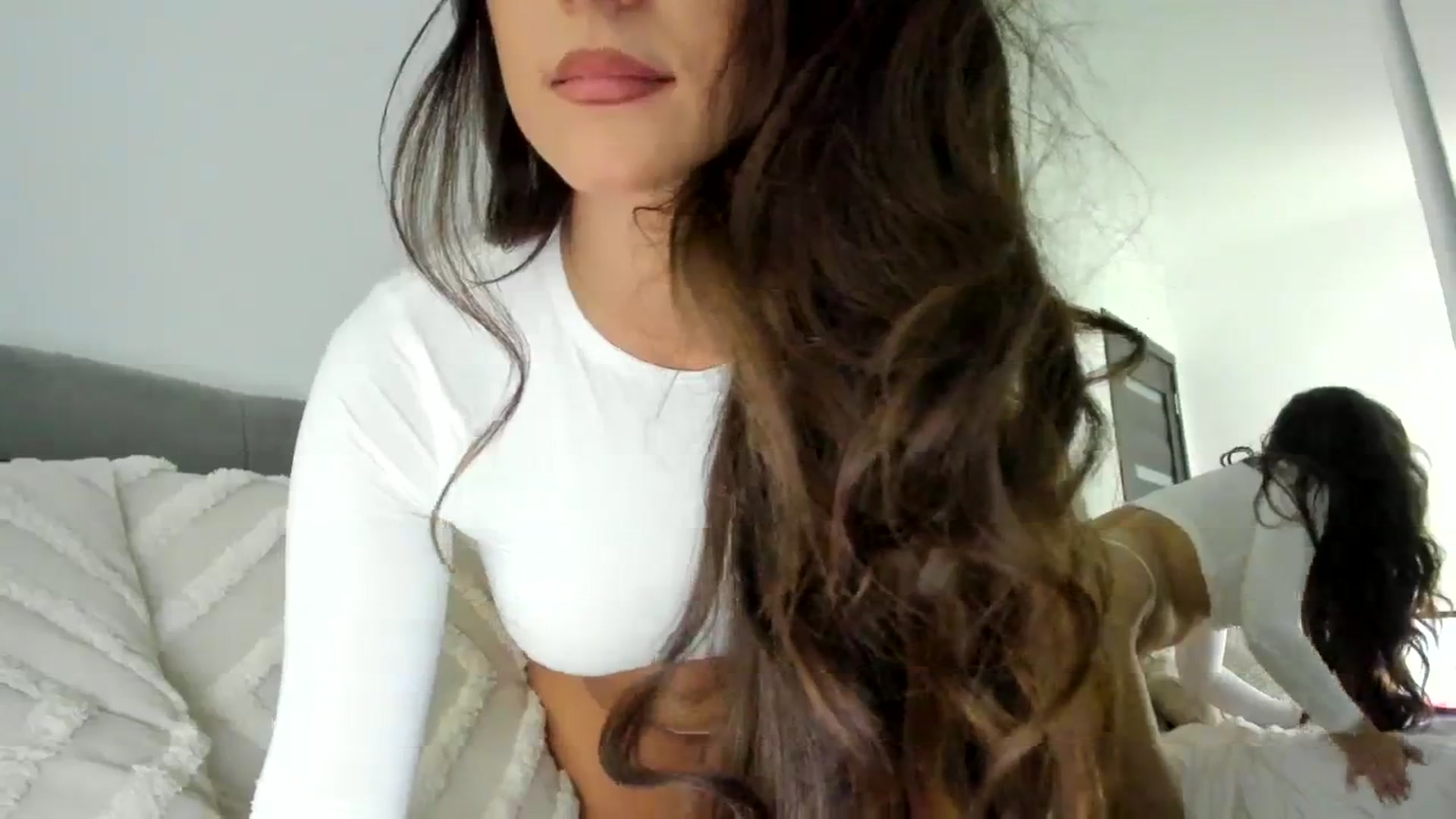 Gallery image thumbnail from Eve___'s myfreecams stream on, 11/08/2023, 16:31 image 11 of 20