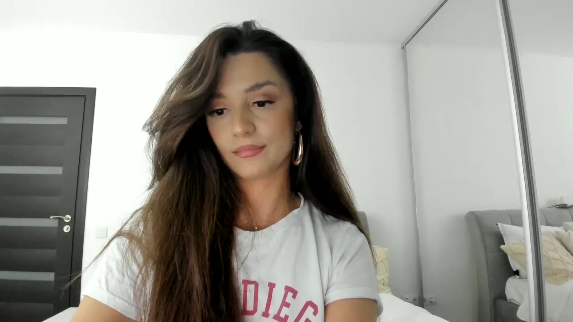 Gallery image thumbnail from Eve___'s myfreecams stream on, 11/11/2023, 15:11 image 18 of 20