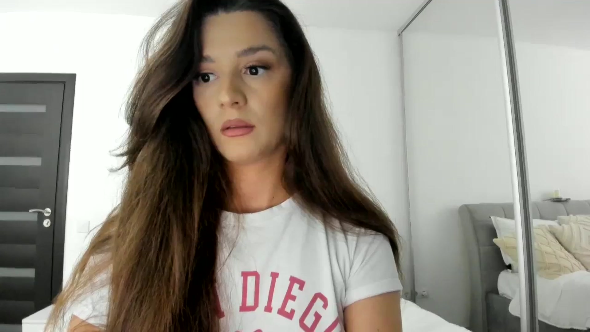 Gallery image thumbnail from Eve___'s myfreecams stream on, 11/11/2023, 15:11 image 19 of 20