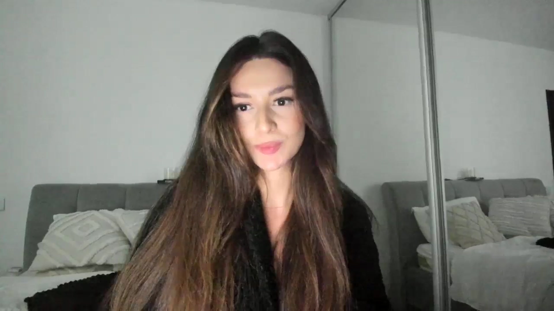 Gallery image thumbnail from Eve___'s myfreecams stream on, 11/19/2023, 17:47 image 15 of 20