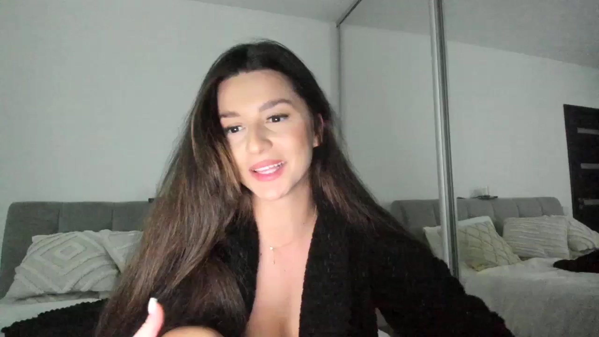 Gallery image thumbnail from Eve___'s myfreecams stream on, 11/19/2023, 17:47 image 18 of 20