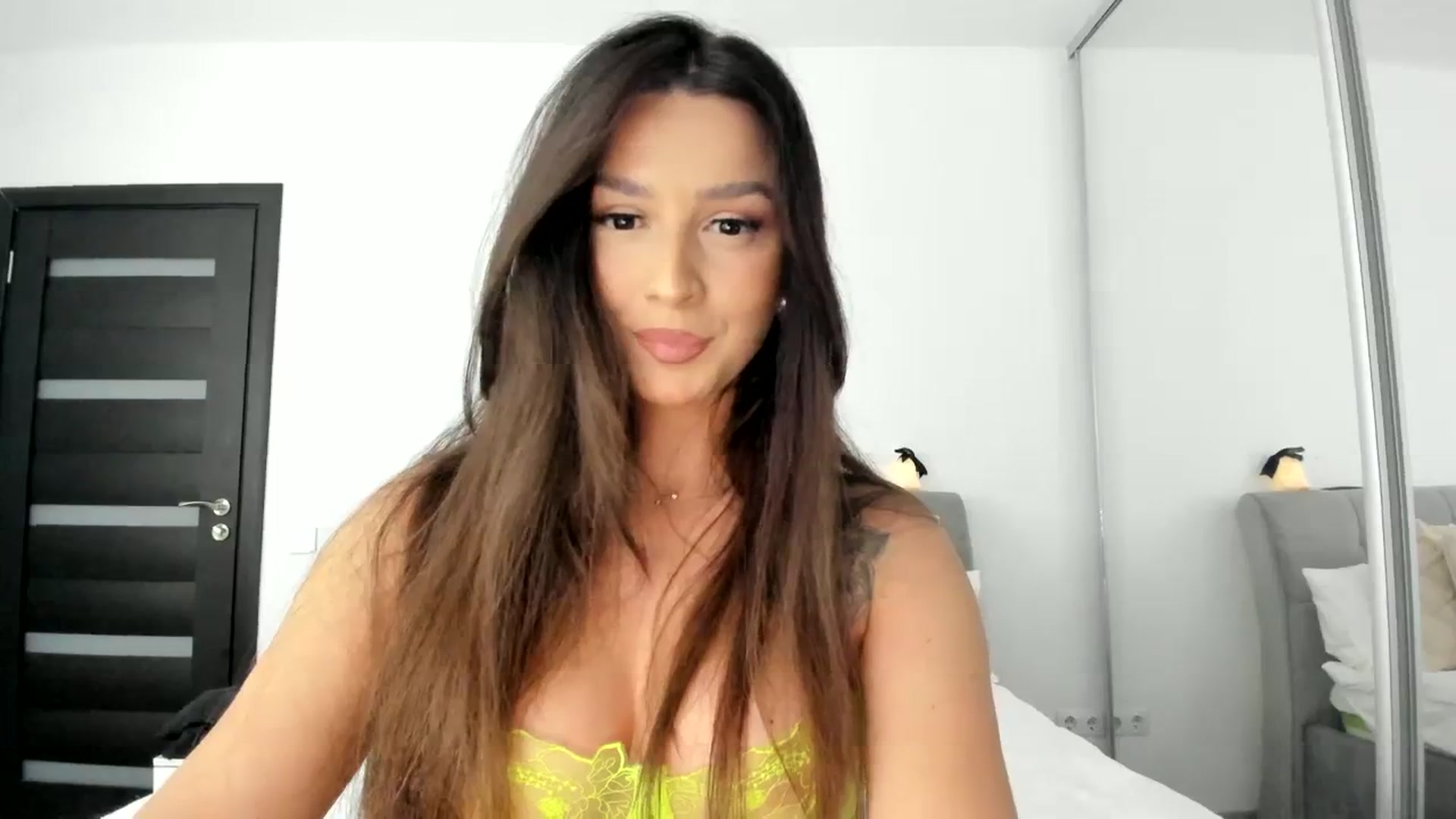 Gallery image thumbnail from Eve___'s myfreecams stream on, 12/01/2023, 14:09 image 8 of 20