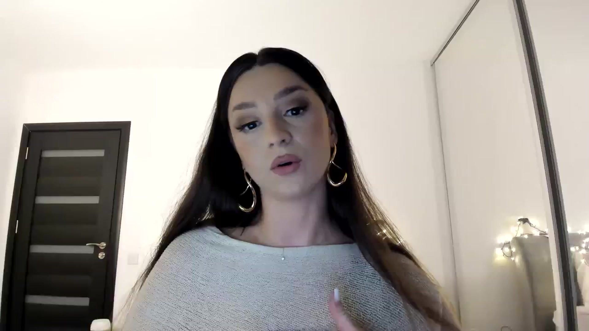 Gallery image thumbnail from Eve___'s myfreecams stream on, 12/03/2023, 16:52 image 2 of 20