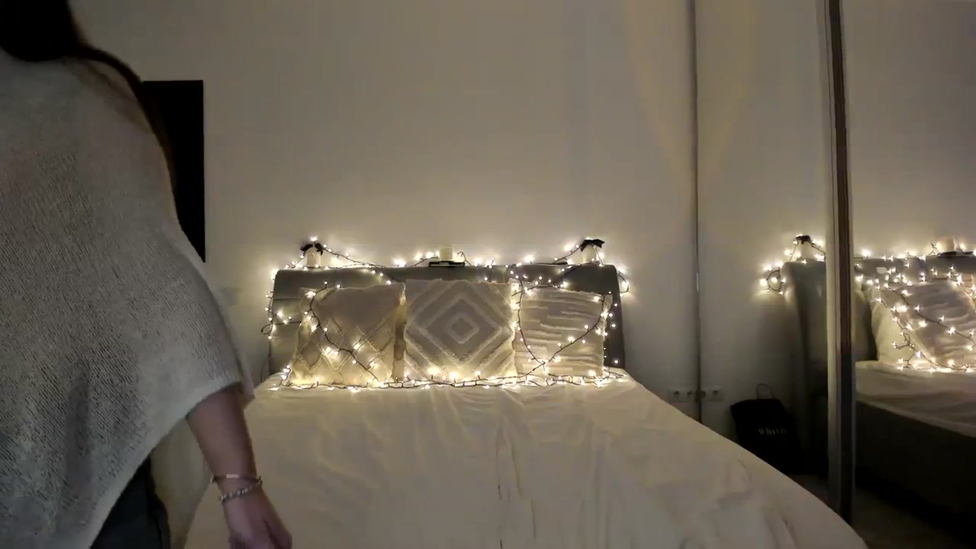 Gallery image thumbnail from Eve___'s myfreecams stream on, 12/03/2023, 16:52 image 8 of 20