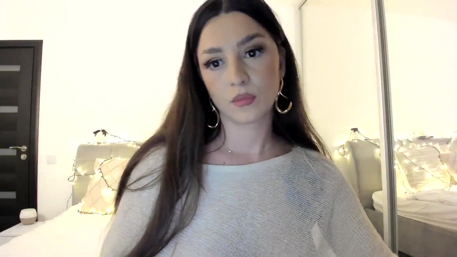 Gallery image thumbnail from Eve___'s myfreecams stream on, 12/03/2023, 16:52 image 20 of 20