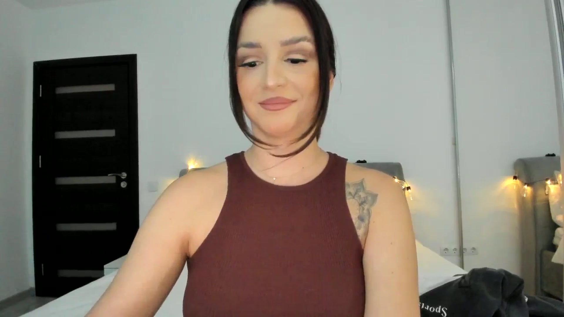 Gallery image thumbnail from Eve___'s myfreecams stream on, 12/06/2023, 15:44 image 3 of 20