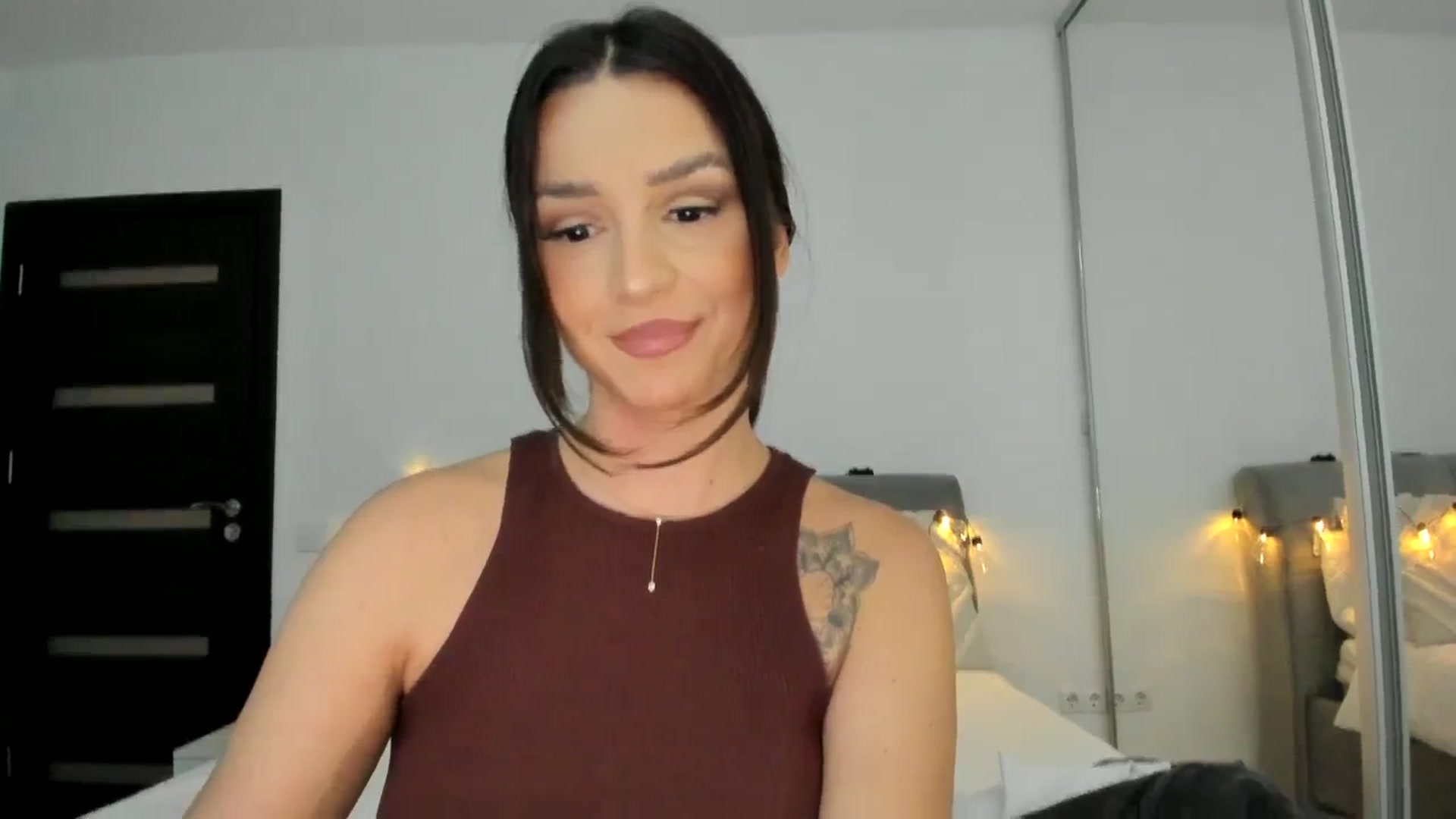 Gallery image thumbnail from Eve___'s myfreecams stream on, 12/06/2023, 15:44 image 20 of 20