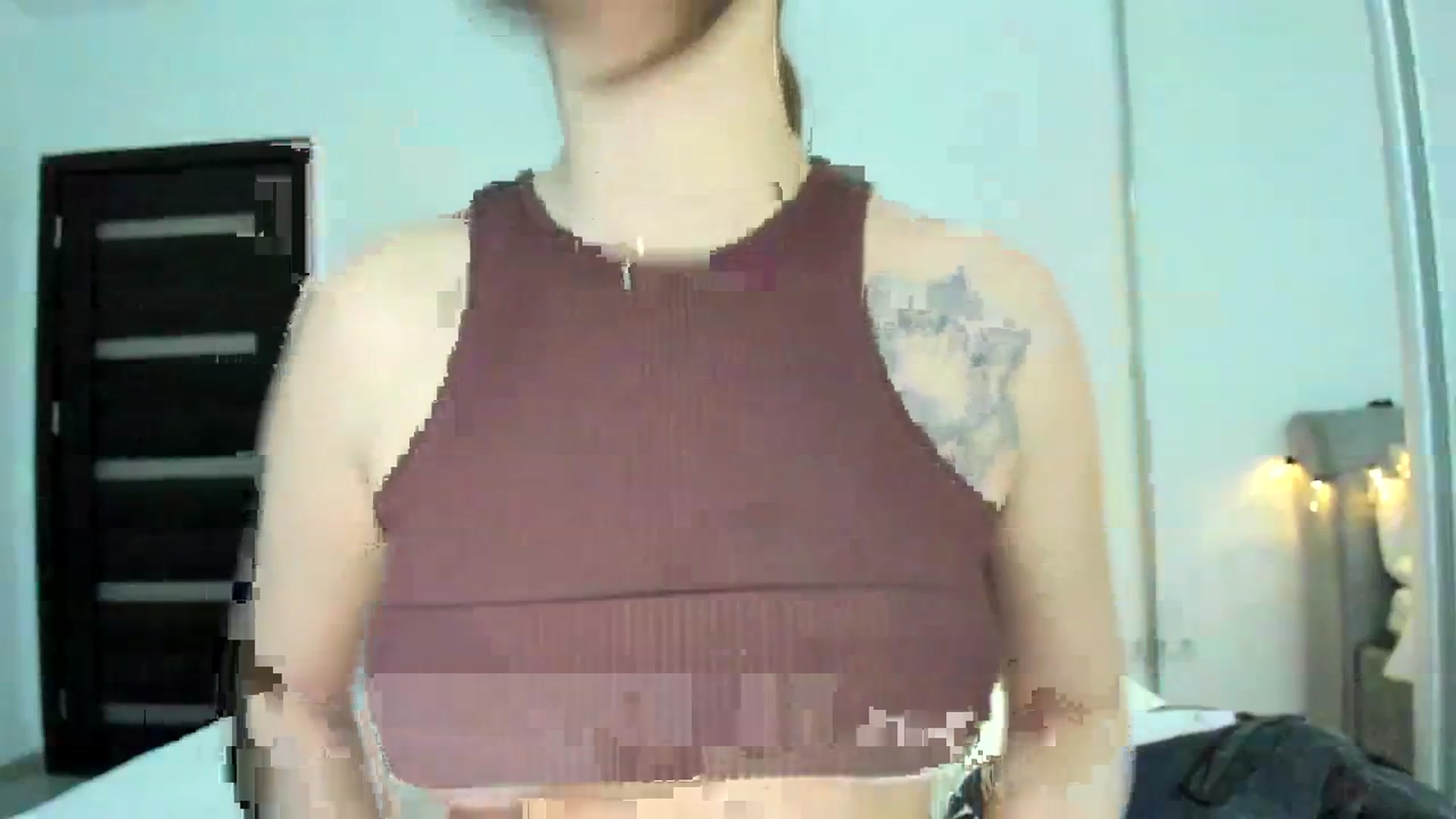 Gallery image thumbnail from Eve___'s myfreecams stream on, 12/06/2023, 15:44 image 15 of 20