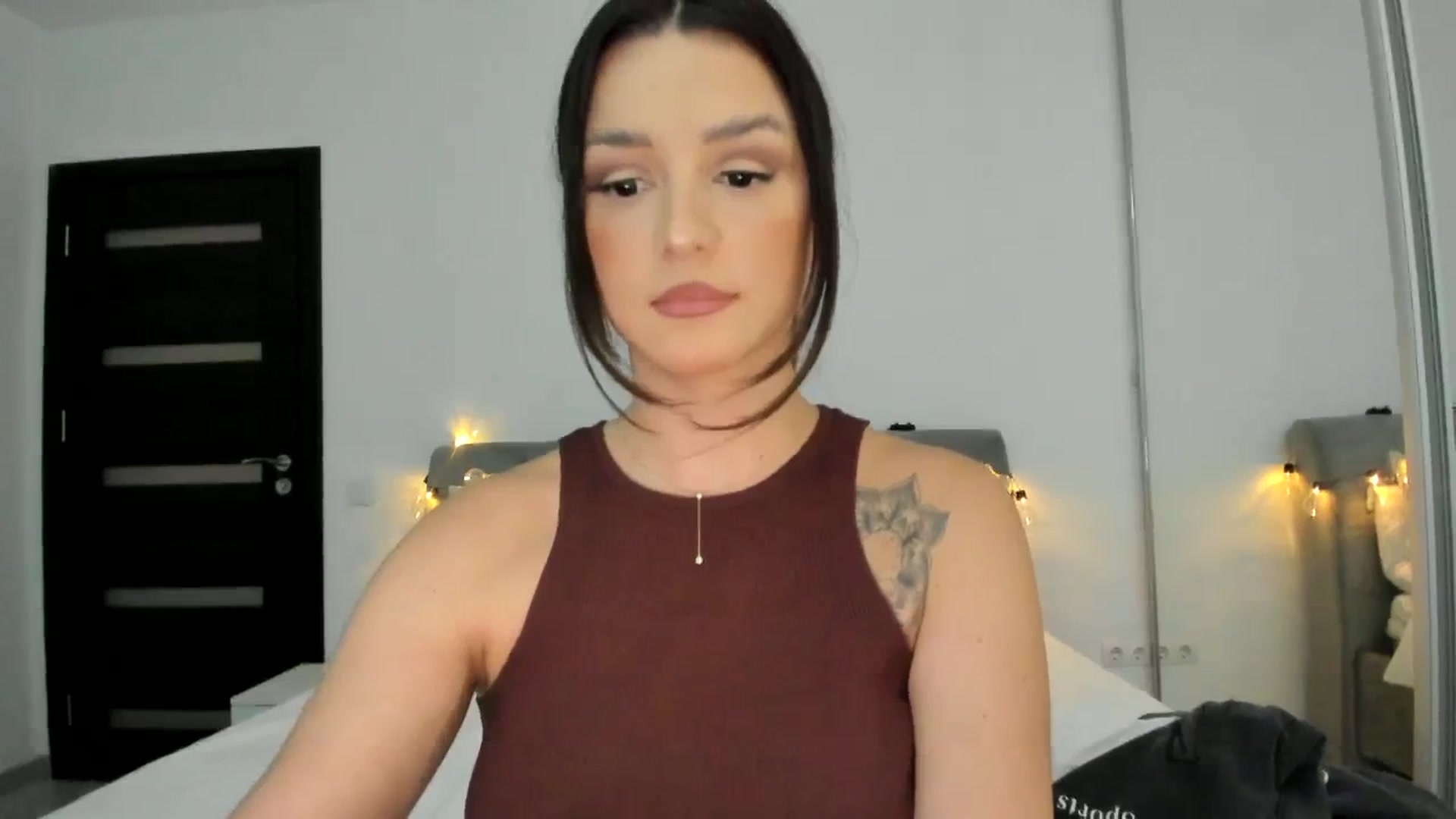 Gallery image thumbnail from Eve___'s myfreecams stream on, 12/06/2023, 15:44 image 5 of 20