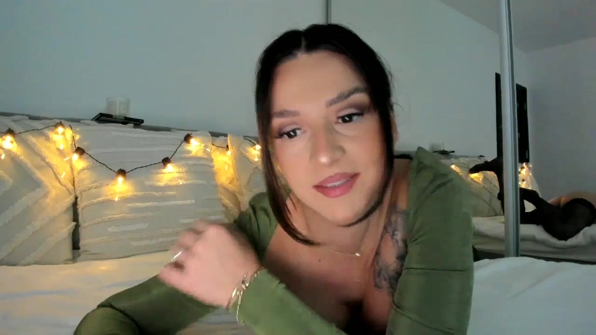 Gallery image thumbnail from Eve___'s myfreecams stream on, 12/07/2023, 15:24 image 6 of 20