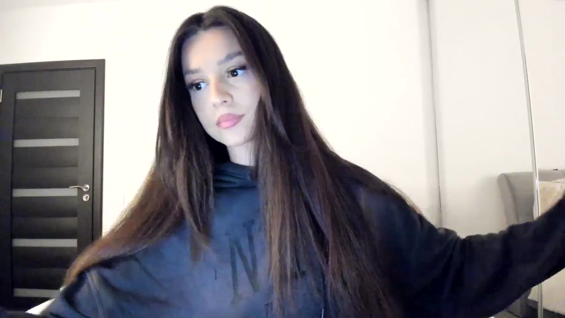 Gallery image thumbnail from Eve___'s myfreecams stream on, 12/09/2023, 15:49 image 7 of 20