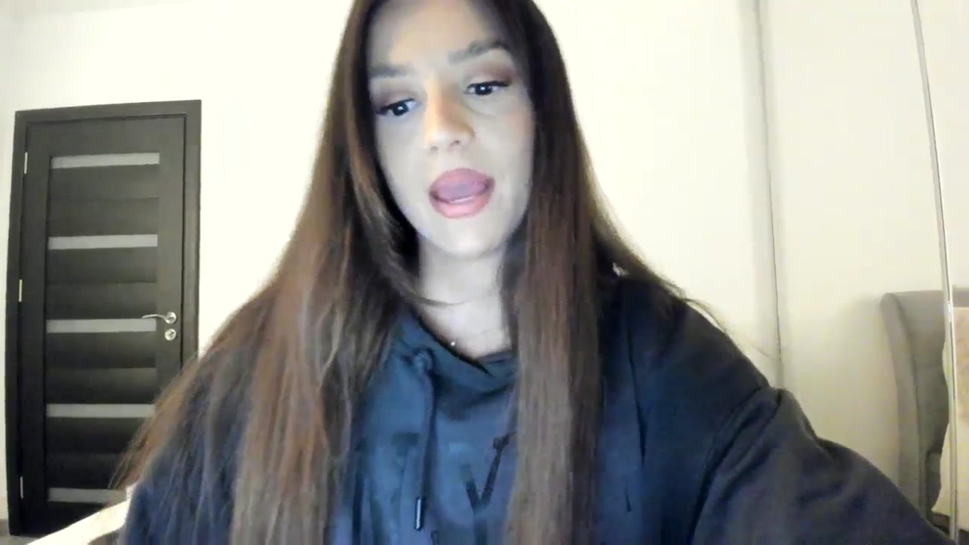 Gallery image thumbnail from Eve___'s myfreecams stream on, 12/09/2023, 15:49 image 4 of 20