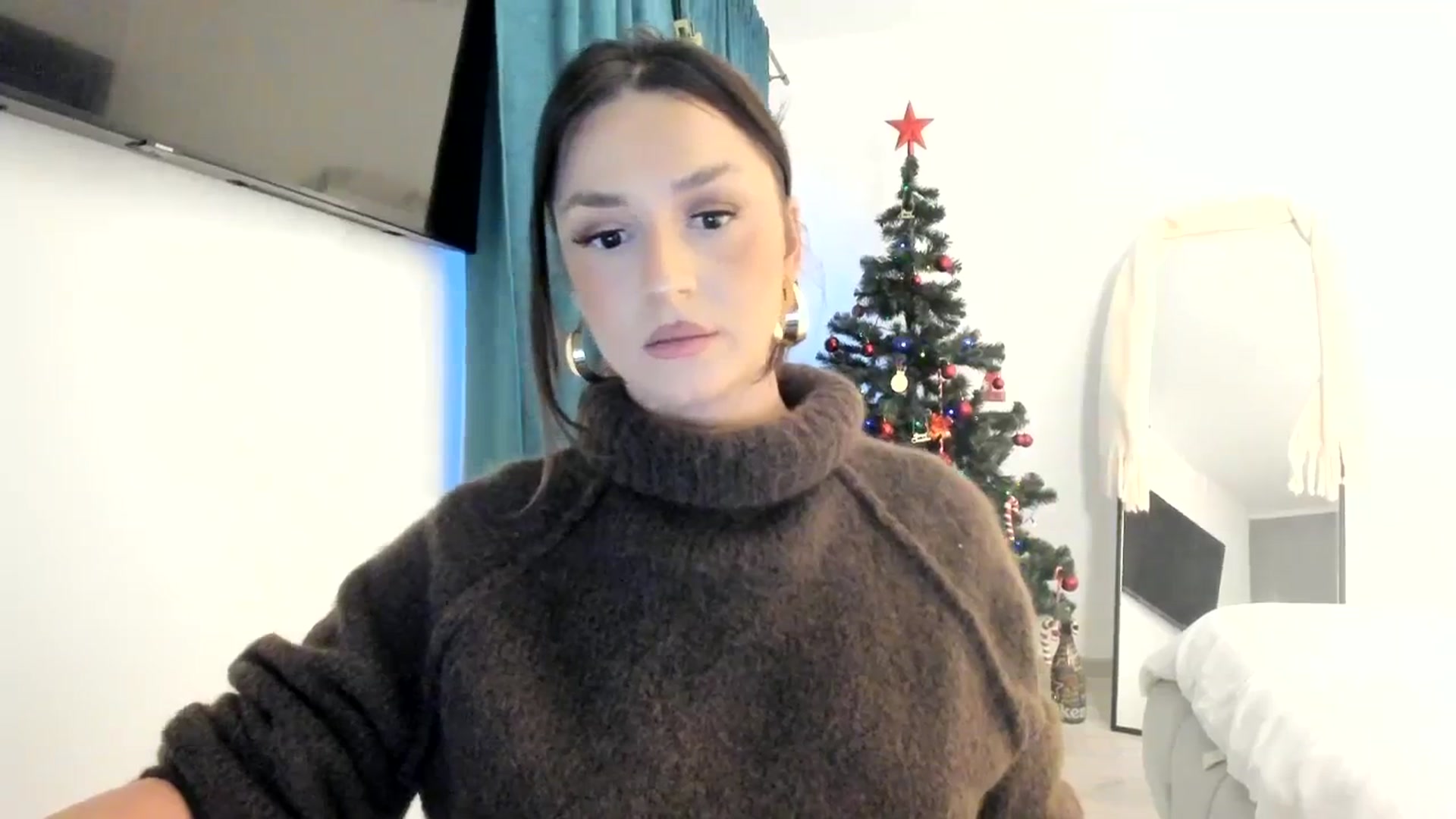 Gallery image thumbnail from Eve___'s myfreecams stream on, 12/10/2023, 15:06 image 15 of 20