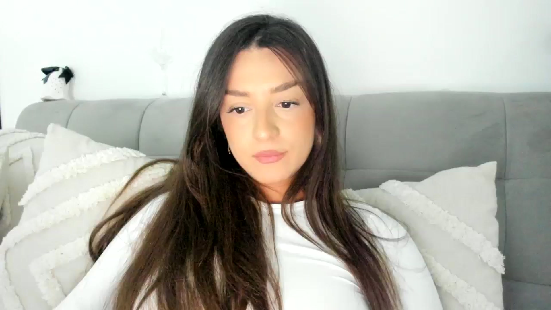 Gallery image thumbnail from Eve___'s myfreecams stream on, 12/21/2023, 15:21 image 20 of 20
