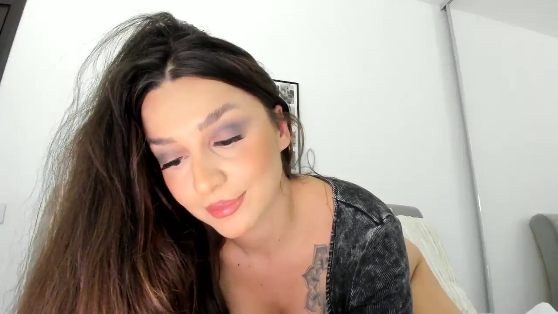 Gallery image thumbnail from Eve___'s myfreecams stream on, 01/11/2024, 15:56 image 18 of 20