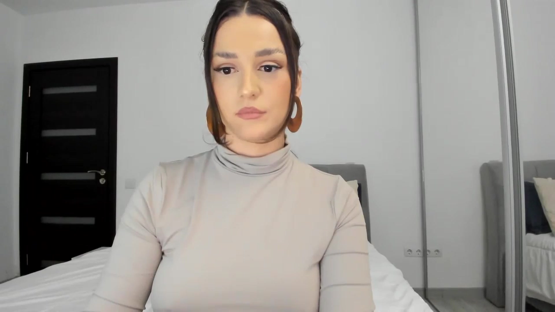 Gallery image thumbnail from Eve___'s myfreecams stream on, 01/12/2024, 17:18 image 20 of 20