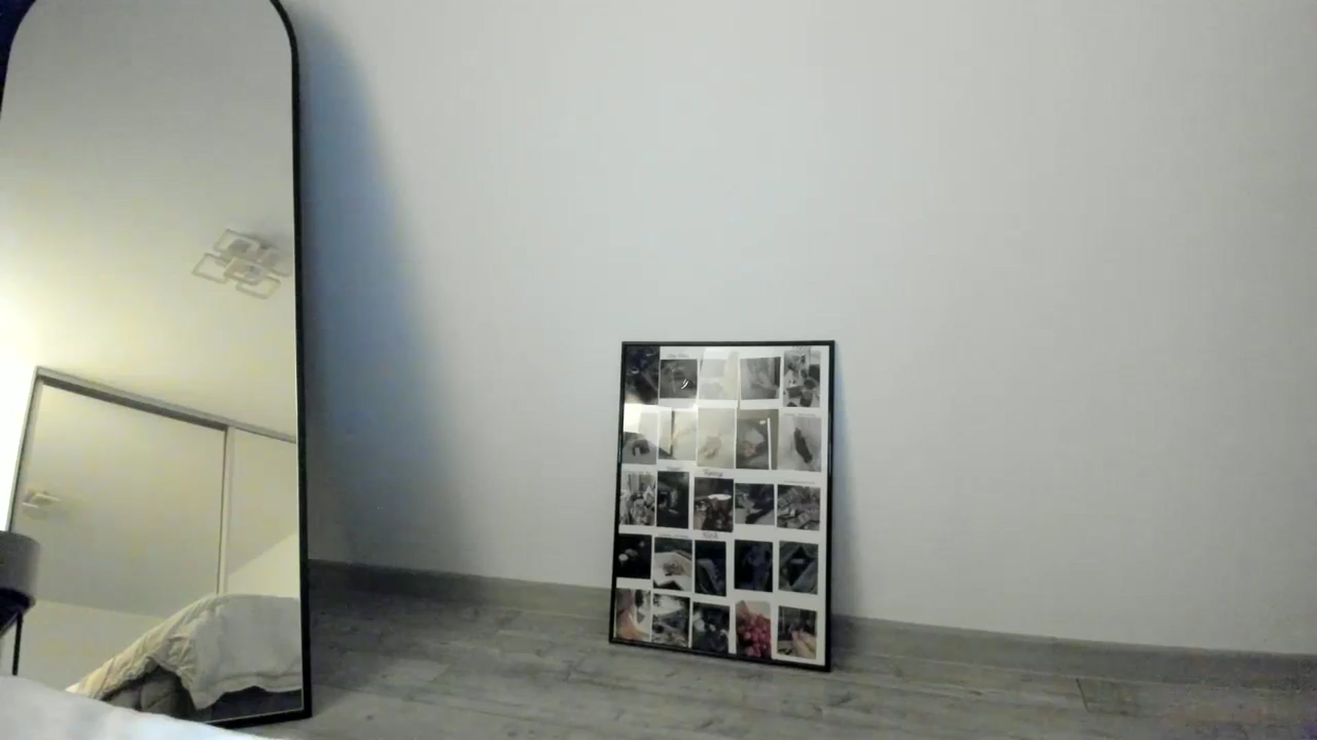 Gallery image thumbnail from Eve___'s myfreecams stream on, 01/14/2024, 18:05 image 16 of 20