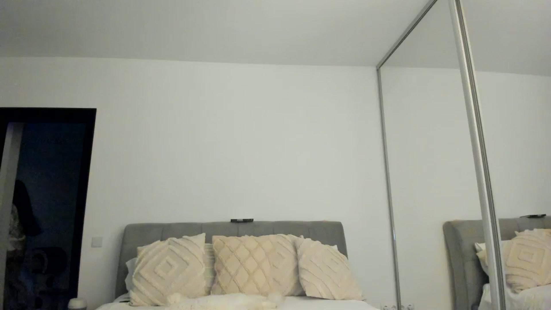 Gallery image thumbnail from Eve___'s myfreecams stream on, 01/19/2024, 16:22 image 13 of 20