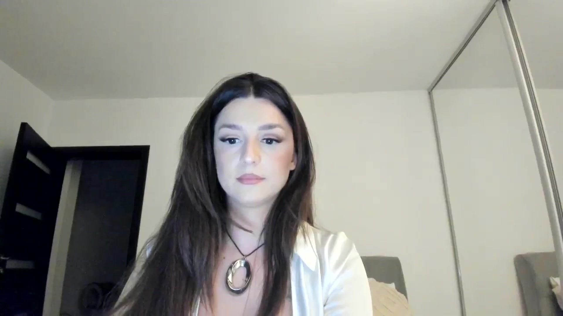 Gallery image thumbnail from Eve___'s myfreecams stream on, 01/19/2024, 16:22 image 17 of 20