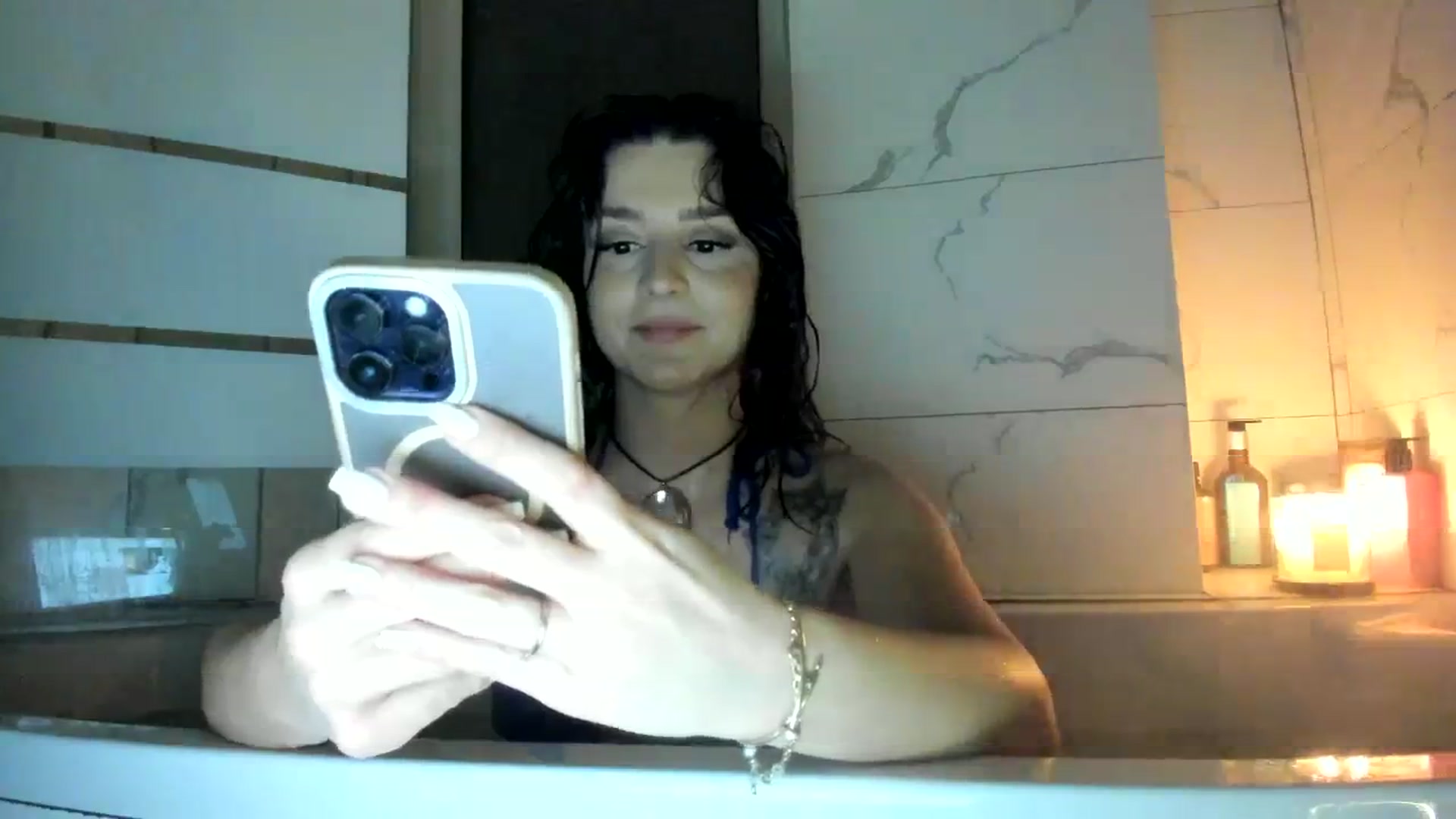 Gallery image thumbnail from Eve___'s myfreecams stream on, 01/20/2024, 17:26 image 3 of 20