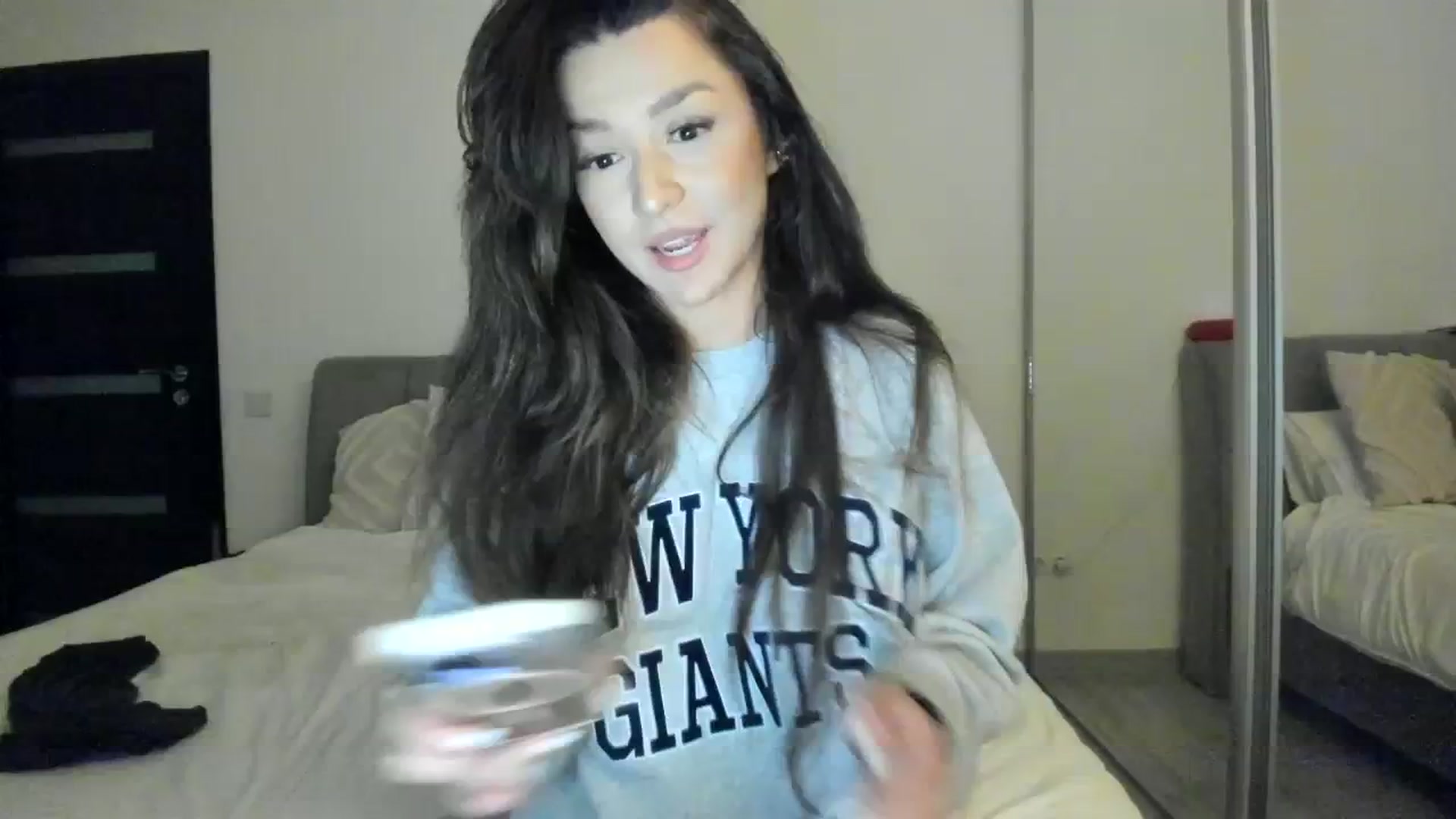 Gallery image thumbnail from Eve___'s myfreecams stream on, 01/27/2024, 19:49 image 10 of 20