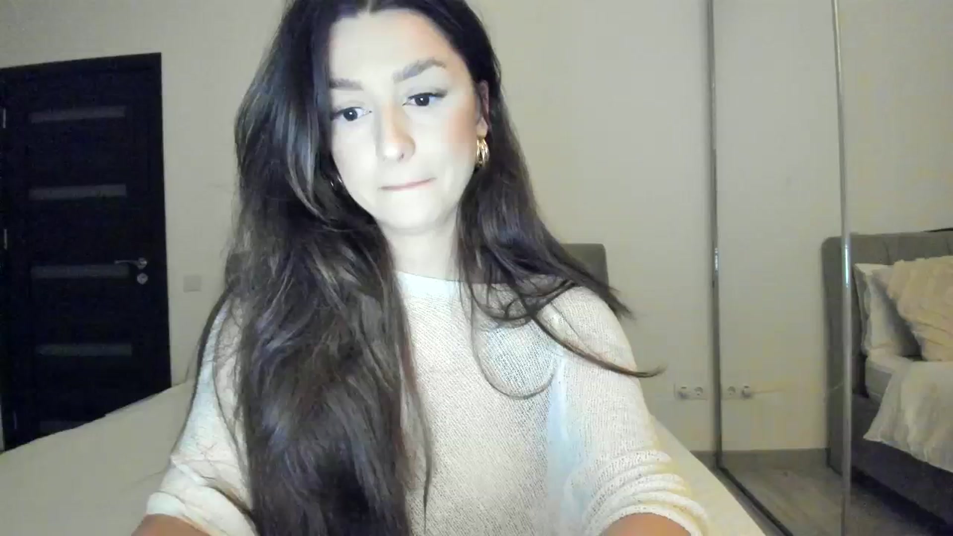 Gallery image thumbnail from Eve___'s myfreecams stream on, 01/28/2024, 18:27 image 14 of 20