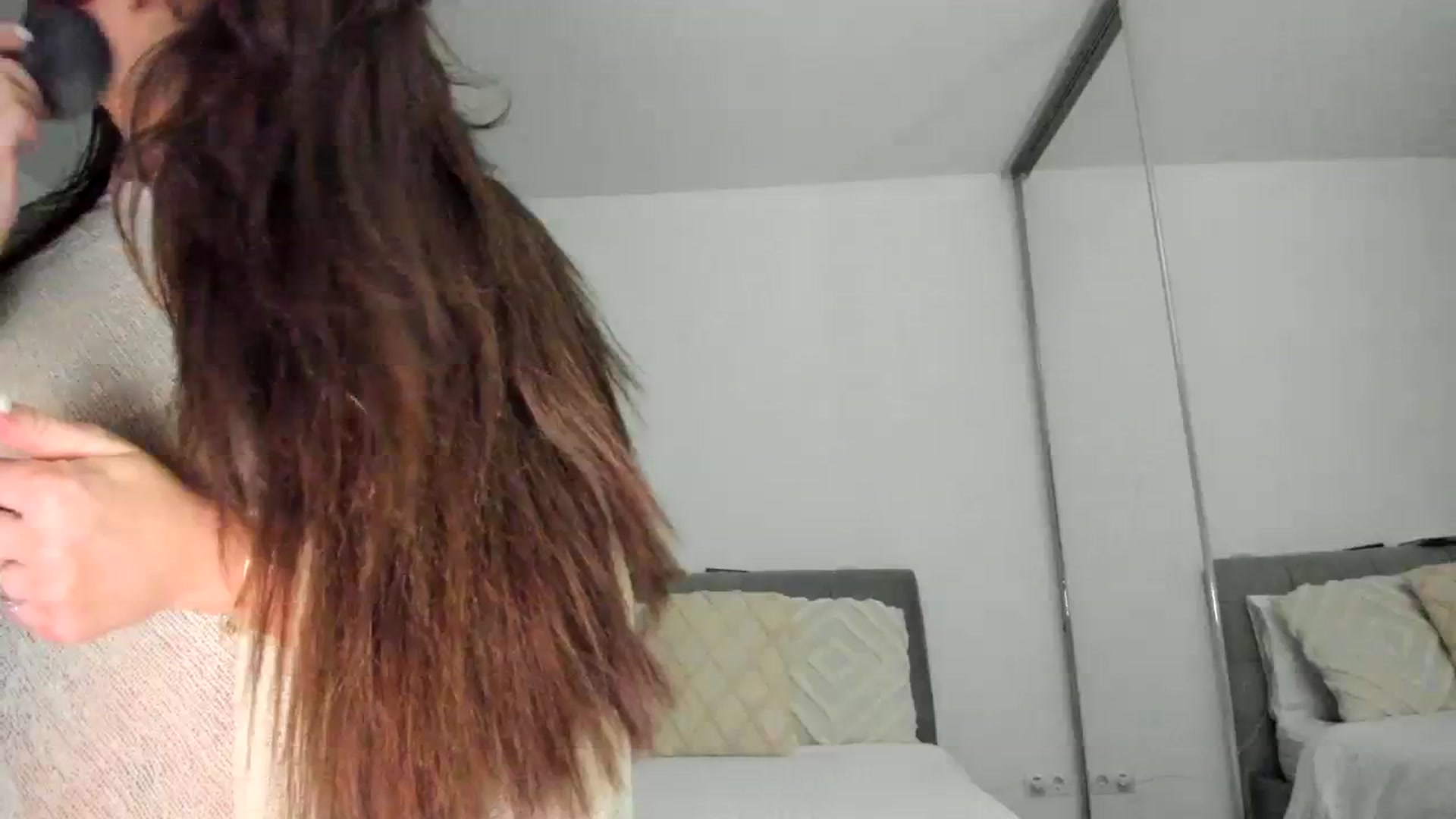 Gallery image thumbnail from Eve___'s myfreecams stream on, 01/28/2024, 18:27 image 10 of 20