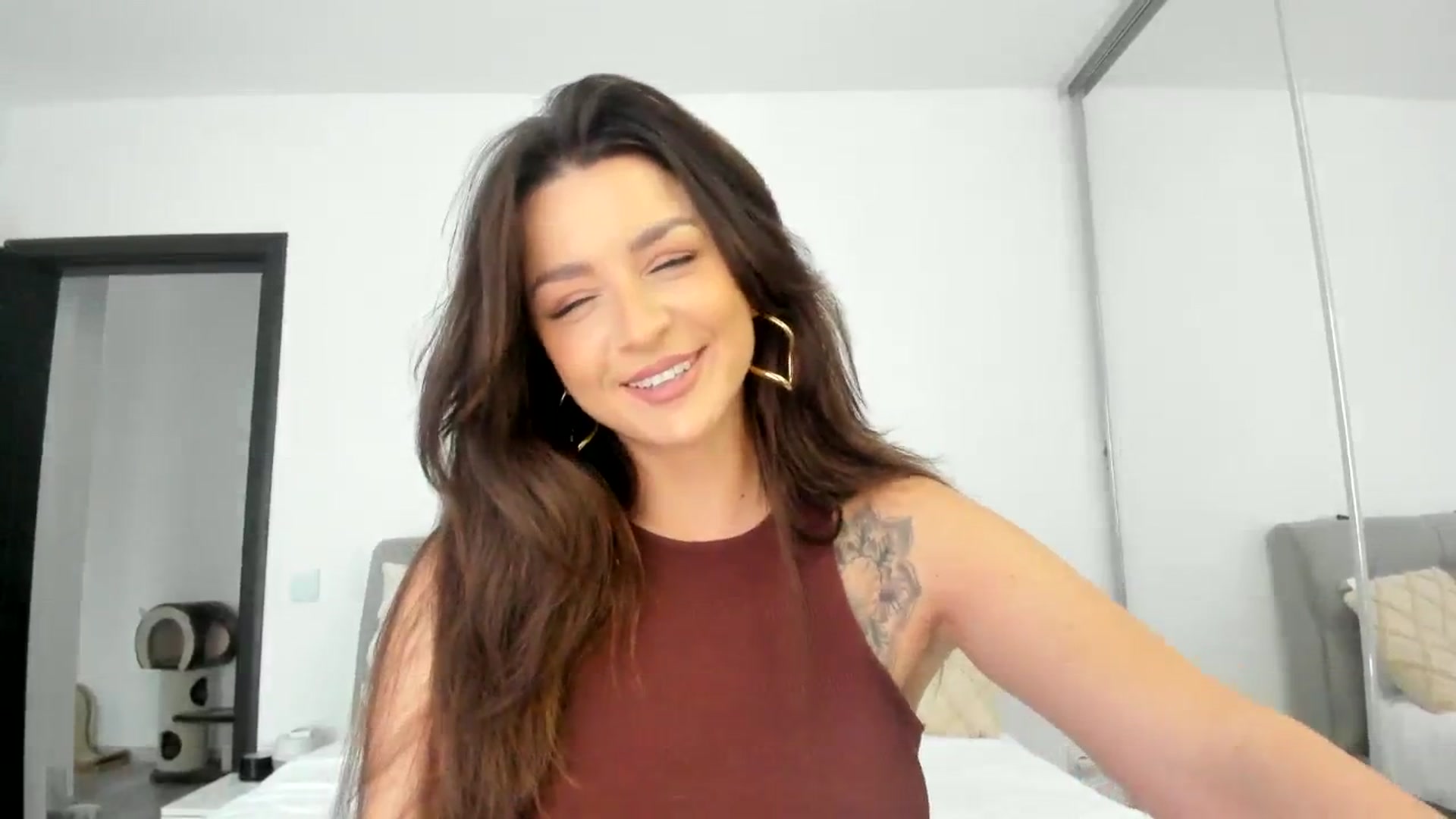 Gallery image thumbnail from Eve___'s myfreecams stream on, 01/31/2024, 15:36 image 16 of 20