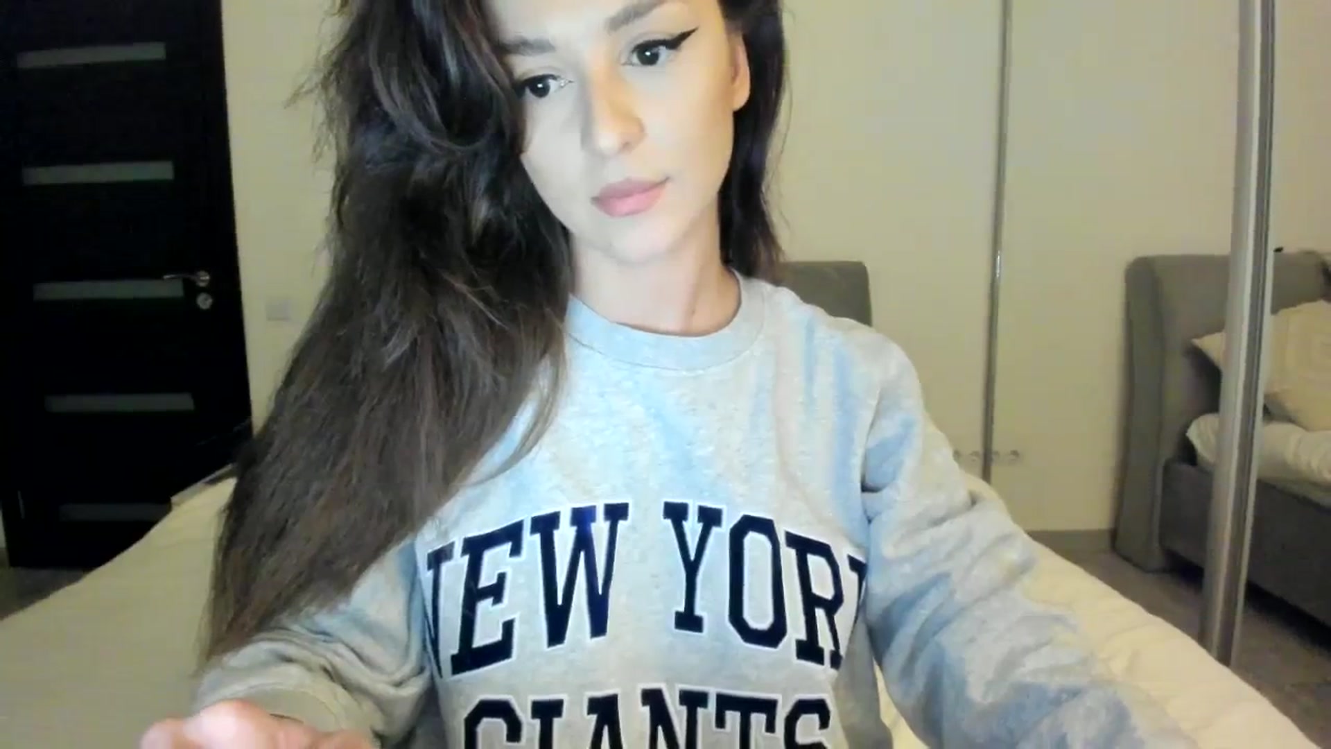 Gallery image thumbnail from Eve___'s myfreecams stream on, 02/11/2024, 18:32 image 20 of 20