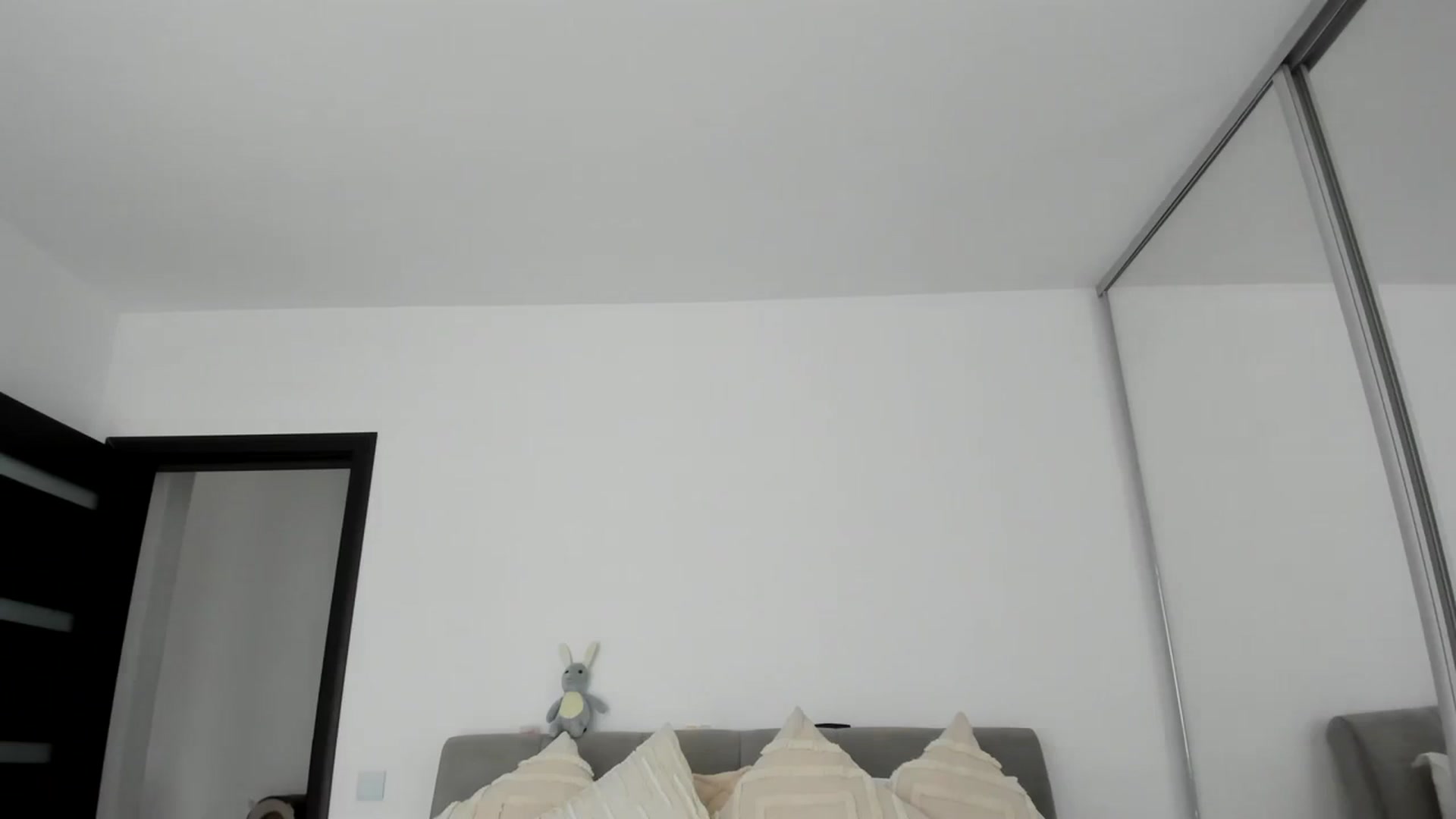 Gallery image thumbnail from Eve___'s myfreecams stream on, 02/12/2024, 14:39 image 5 of 20