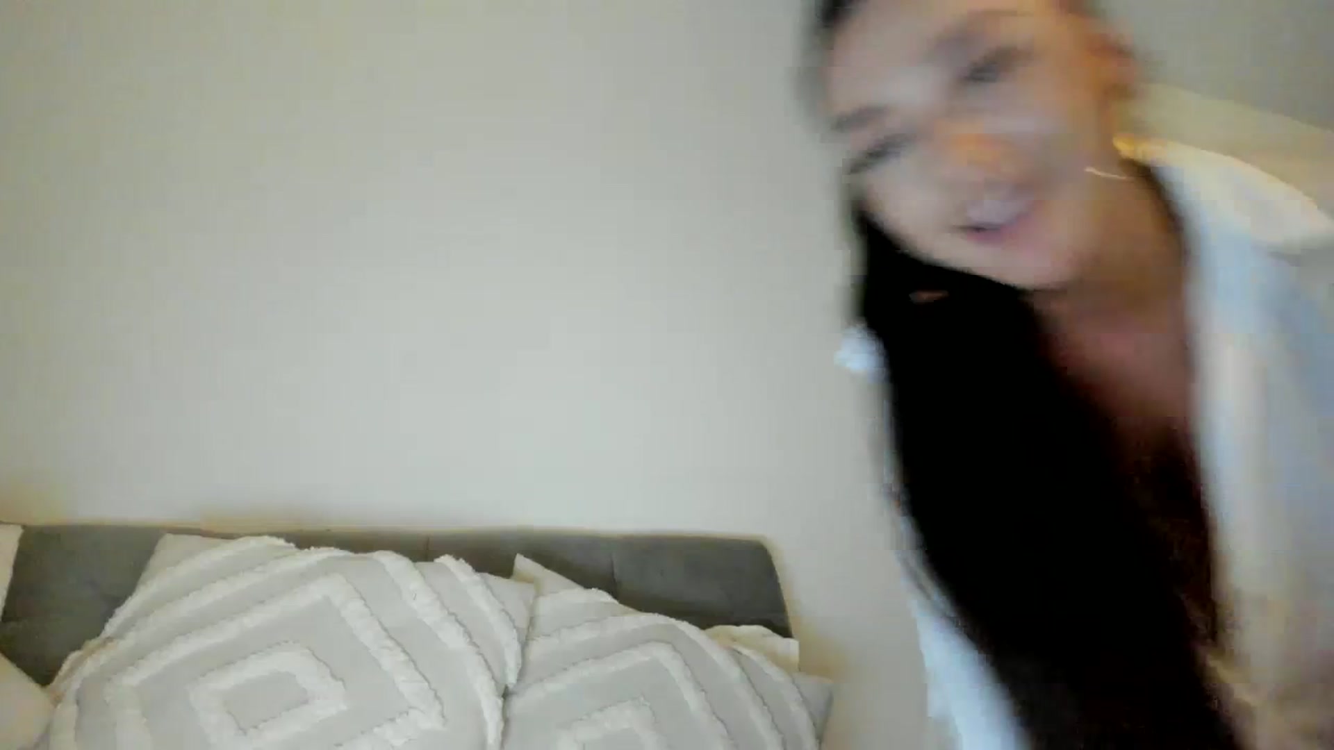 Gallery image thumbnail from Eve___'s myfreecams stream on, 02/14/2024, 18:49 image 10 of 20