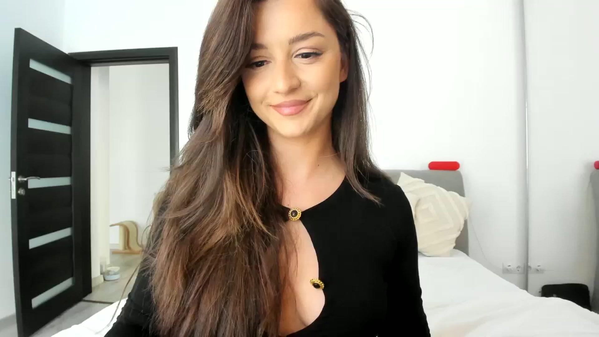 Gallery image thumbnail from Eve___'s myfreecams stream on, 02/16/2024, 14:06 image 14 of 20
