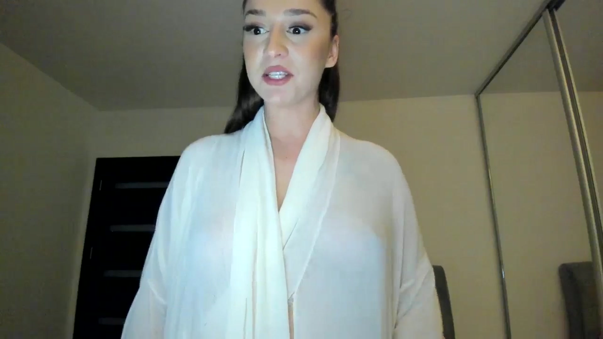 Gallery image thumbnail from Eve___'s myfreecams stream on, 02/18/2024, 18:42 image 13 of 20