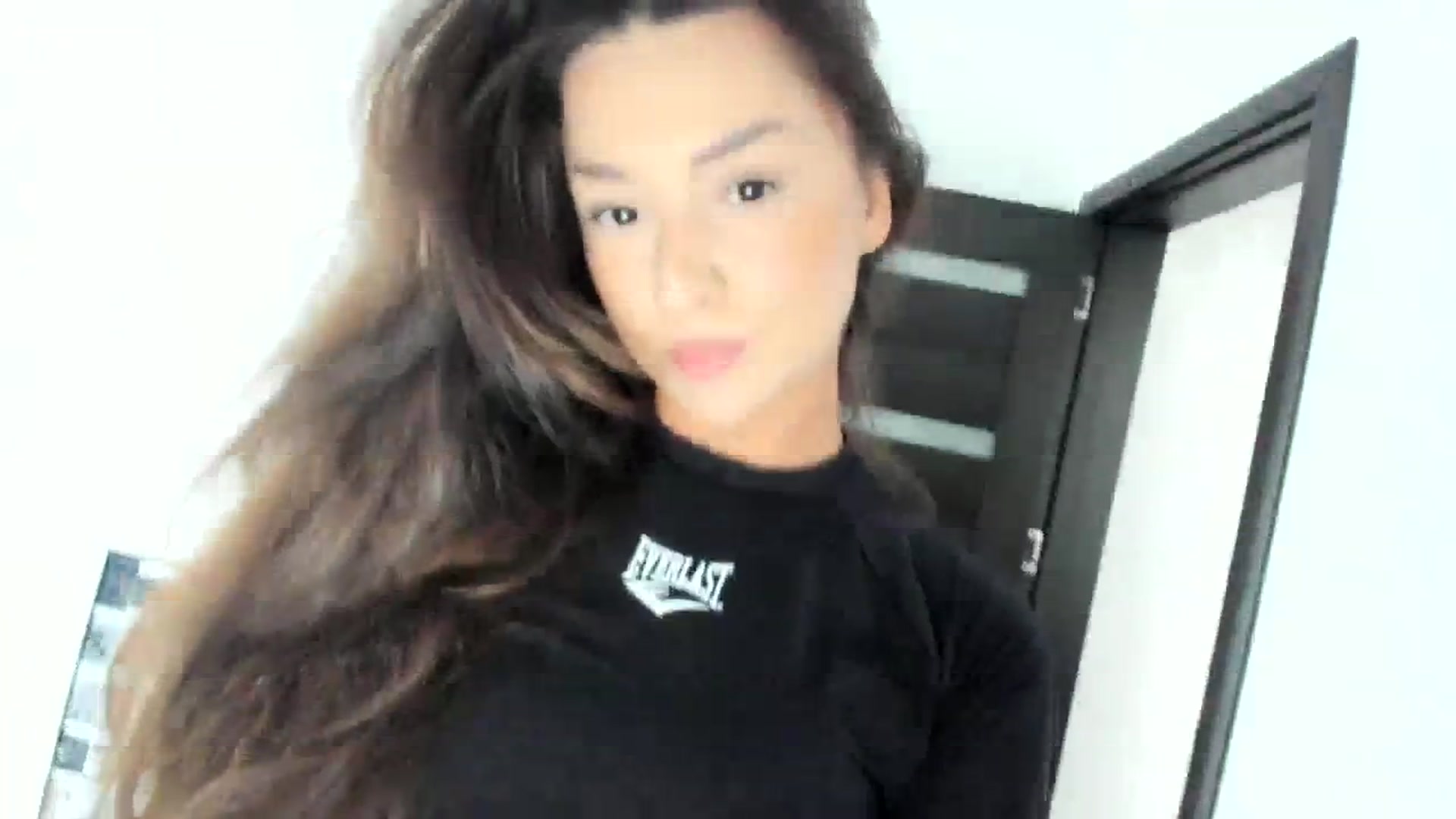Gallery image thumbnail from Eve___'s myfreecams stream on, 02/21/2024, 14:36 image 11 of 20