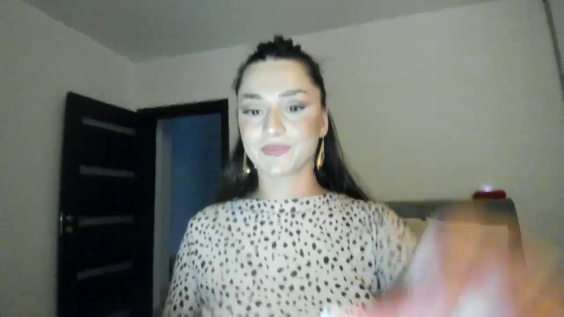 Gallery image thumbnail from Eve___'s myfreecams stream on, 03/01/2024, 16:59 image 13 of 20