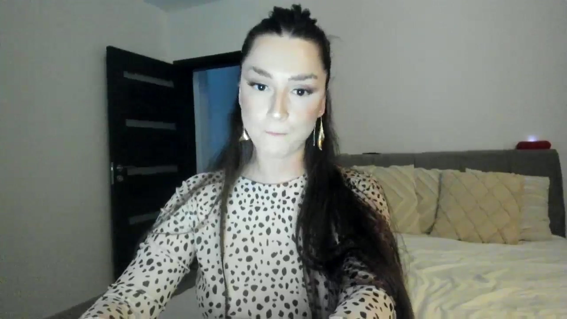 Gallery image thumbnail from Eve___'s myfreecams stream on, 03/01/2024, 16:59 image 11 of 20